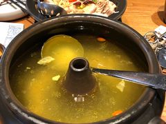 -云海肴·汽锅鸡·云南菜(天山百盛优客店)