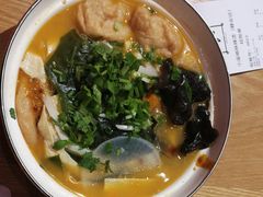 -小蛮椒麻辣烫·麻辣拌(青浦宝龙店)