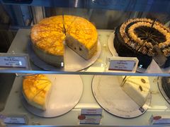 -Nadeje(Plaza Mahkota)