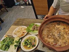 -东记炭炉·海鲜鸡煲(龙华店)