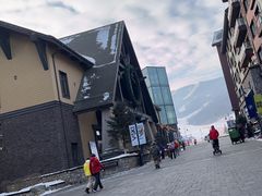 -中旅松花湖滑雪场