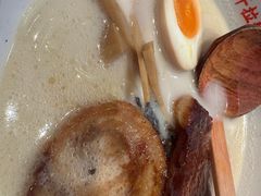 -百联奥特莱斯广场(武汉盘龙店)