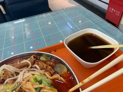 -红鼻子桂林米粉(金唐新光界店)