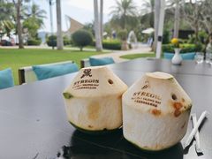 -三亚亚龙湾瑞吉酒店·宴悦Driftwood·游水海鲜·牛排·草坪·私人定制