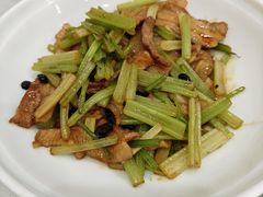 -金鸭都·老北京特色家常菜(潘家园店)