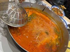 -王奋斗贵州酸汤牛肉火锅