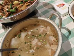 萝卜筒子骨汤-彭耕记猪油炒小菜(吉联mall店)