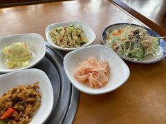 -亲昵春川鸡排(韩国美食街店)