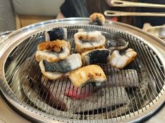 -围炉肉舍•炭烤活鳗•丹东海鲜烤肉(步行街店)