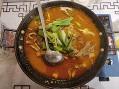 -霄汉牛三鲜湖北砂锅菜(万松园2店)