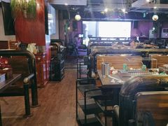-麦凯伦烧烤·精酿超级工厂店(金桥总店)