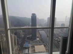 -大连星海皇冠假日酒店