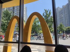 -麦当劳(北苑秋实路店)