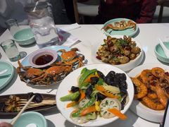 -嗨辣小聚·盘锦河蟹·海鲜烧烤龙虾(盘锦十年好店)