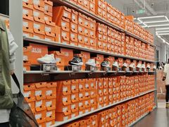 -NIKE上海青浦优选体验店