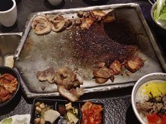 -犟牛家·榴莲烤肉(五棵松店)