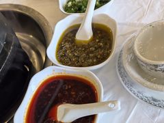 -鲁朗纳麦石锅鸡庄园
