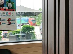 -麦当劳(常山服务区得来速店)