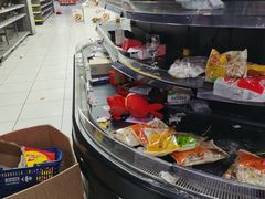 -家乐福(四元桥购物中心店)