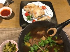 -静香HOUSE·全时段融合餐厅(七星欢乐颂店)