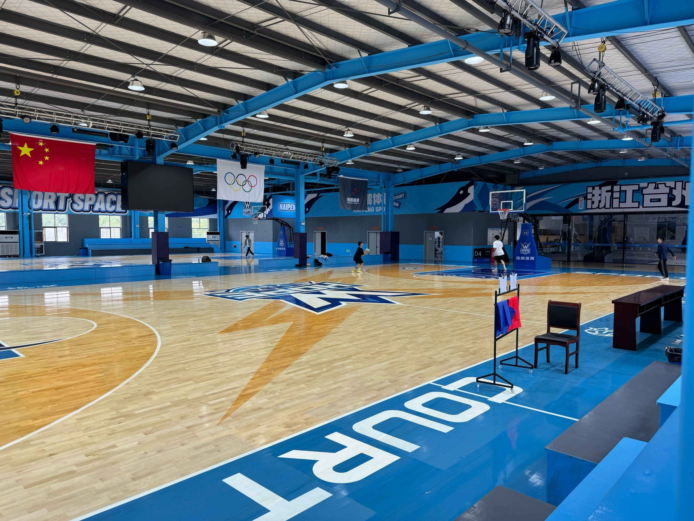 室内星级场地
#篮球 
#乒乓球 
#拳击 
#滑板 
#运动健身好