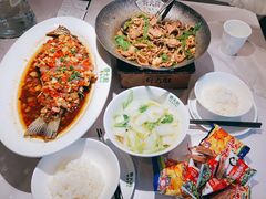 -费大厨辣椒炒肉(黄兴中心广场店)