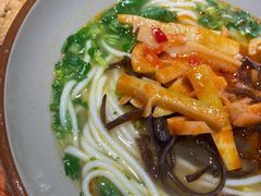 -百春原湖南牛肉粉(百联世纪店)