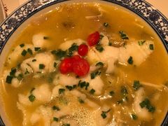 能喝汤酸菜鱼-舌尖上的食缘花园主题餐厅