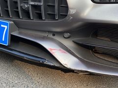 -上海星瀚奔驰4S店(红柳路店)