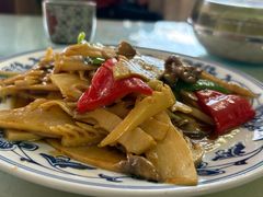 -天天向上素食餐厅(五台山店)