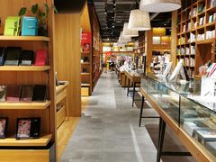 -百新书局(尚悦湾店)