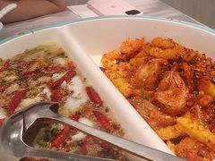 -姚姚酸菜鱼·金戈戈香港豉油鸡(喜荟城联名店)
