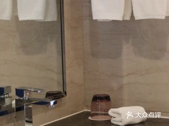 如果喜欢步行完成一切 这家酒店是相对性价比各方面而言
