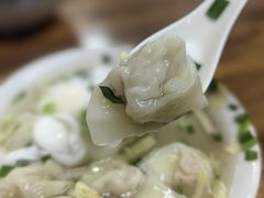 -胖子馄饨坊
