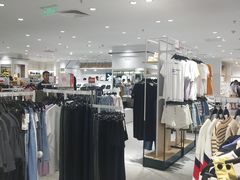 -hotwind热风(民盈山国贸店)