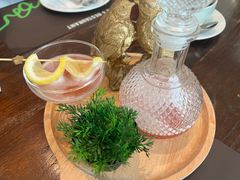 野莓气泡水-Chom Cafe and Restaurant