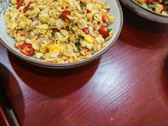-湖南人家湘菜馆(镇江路店)