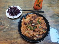 -壹阁胡羊焖饼(特色小吃街店)
