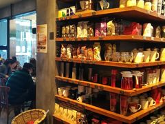 零售区-星巴克(烟台大悦城店)