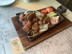 -穹六人间 people 6(岳阳路店)