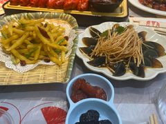 -肥肥虾庄·金牌油焖大虾(汉口城市广场店)