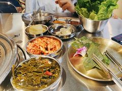 -哈哈碳都·牛肋条无限自助烤肉(宝龙店)