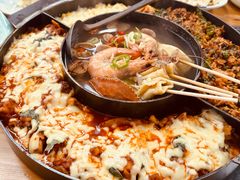 -亲昵春川鸡排(韩国美食街店)