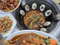 -丹水桥地锅鱼·翘嘴鲌·地方特色全鱼宴(丹江口大坝店)