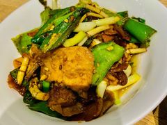 厚皮青椒猪猪小豆腐-小雅木姜子烤鸡·贵州菜(鸿通城店)