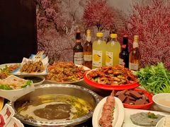 -乡土黄·鲜牛肉火锅·小龙虾(兴业街店)