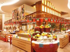 自助取餐区-济南香格里拉·咖啡泉自助餐厅