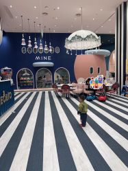 -奈尔宝家庭中心·亲子餐厅(鄞州万达店)