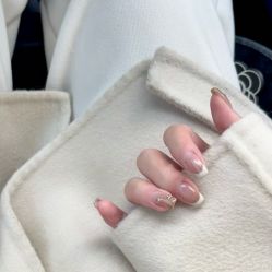 -悦指间美甲美睫