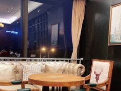 -琥珀老六龙虾(四里河店)
